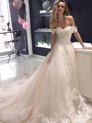 Sweet A-Line Off-Shoulder Lace Wedding Dress 2024