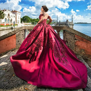 Burgundy Quinceanera Dresses Sweet 15 Spaghetti Straps Off The Shoulder Princess Party Ball Gown Lace Appliques Satin