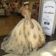 Luxury Gold Lace Quinceanera Dresses 2021 Long Sleeve Appliques Sequined V-Neck Sweet 15 Ball Gown Backless Party Princess