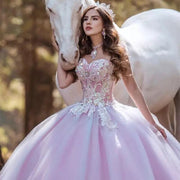 Princess Sweetheart Quinceanera Dresses 2021 Sweet 15 Ball Gown Sleeveless Appliques Crystal Light Purple Party Pageant Dress