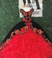 Black and Red Spaghetti Straps Dresses For Quinceanera 2023 Tiered Ball Gown Sweet 16 Princess Gala Vestido De 15 Anos