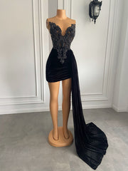 New Arrival Beaded Embroidery Women Homecoming Gowns Black Velvet Short Prom Dresses 2023 With Side Train