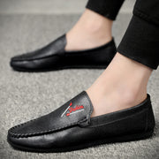 Spring Summer Casual Shoes Mens Peas Loafers Comfortable Lightweight Flats Man Breathable Slip-On Soft Leather Driving Shoes